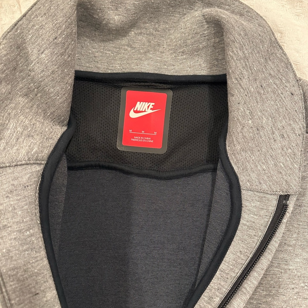 Nike collared zip up - Picture 4 of 4
